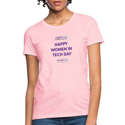 Women's Relaxed Fit T-Shirt - pink