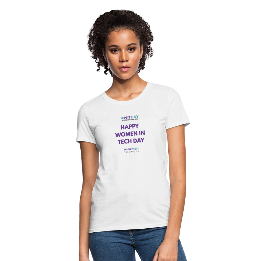 Women's Relaxed Fit T-Shirt - white