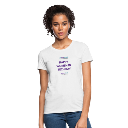 Women's Relaxed Fit T-Shirt - white